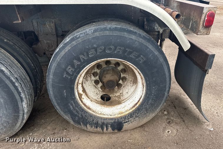 image for item ER2304 1974 Polar tank trailer