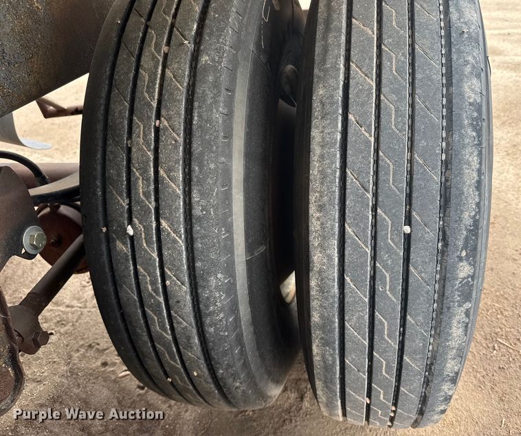 image for item ER2304 1974 Polar tank trailer