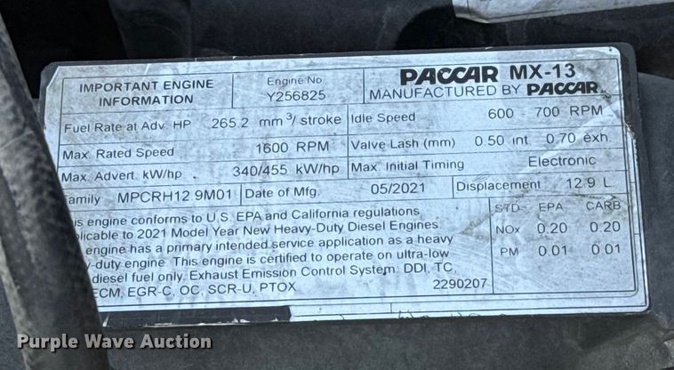 image for item ES5598 2022 Kenworth T680 semi truck