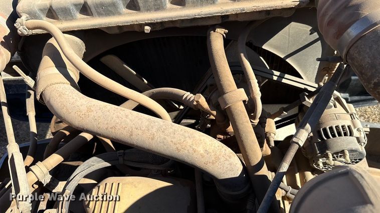 image for item ES5661 1992 Peterbilt 377 semi truck