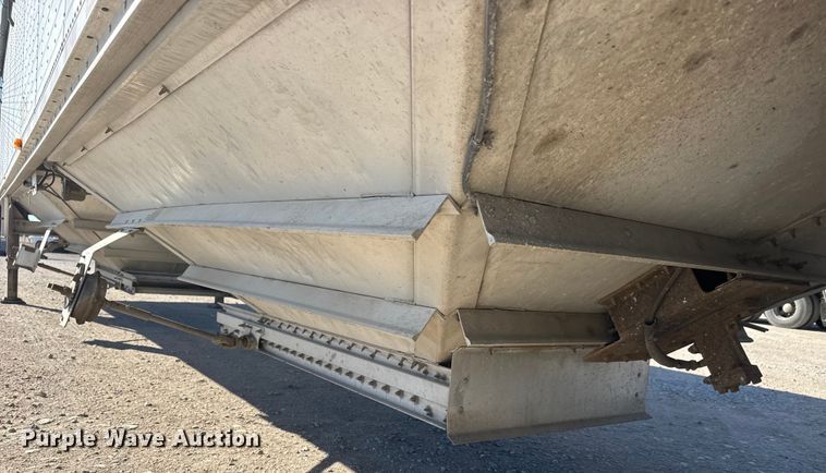 image for item ET4123 2013 Wilson DWH-551 grain trailer