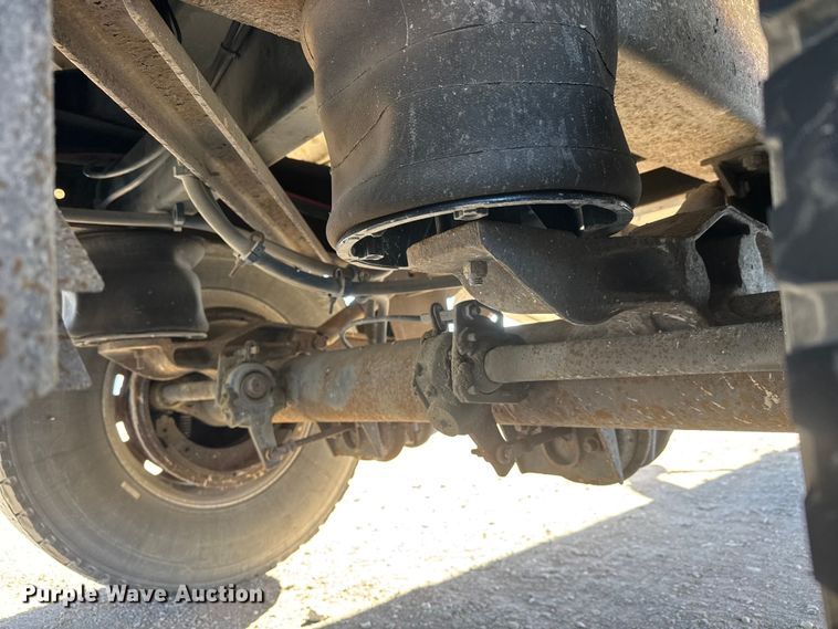 image for item ET4123 2013 Wilson DWH-551 grain trailer