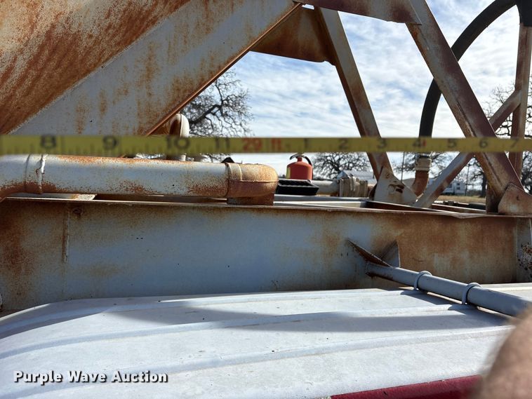 image for item ET7486 1975 Fruehauf pneumatic dry bulk trailer