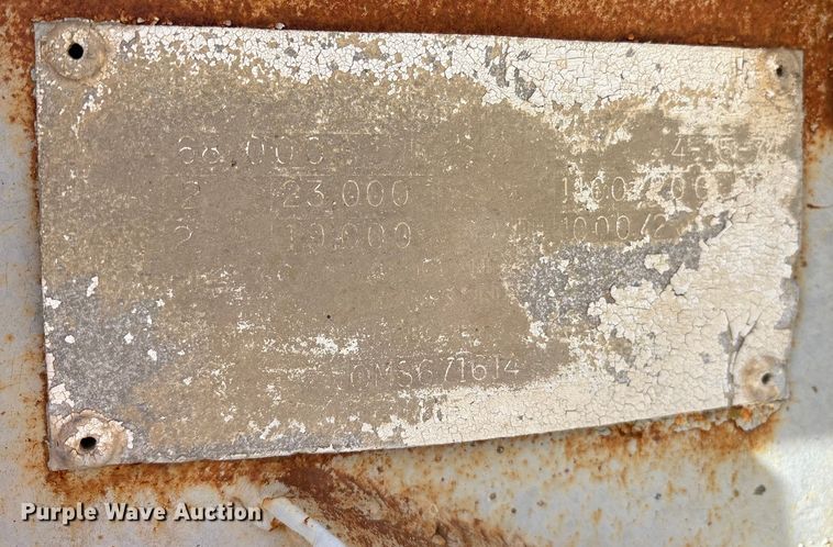 image for item ET7486 1975 Fruehauf pneumatic dry bulk trailer