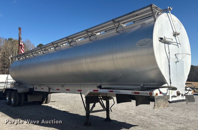 image for item ET8633 2006 Pinson feed delivery trailer