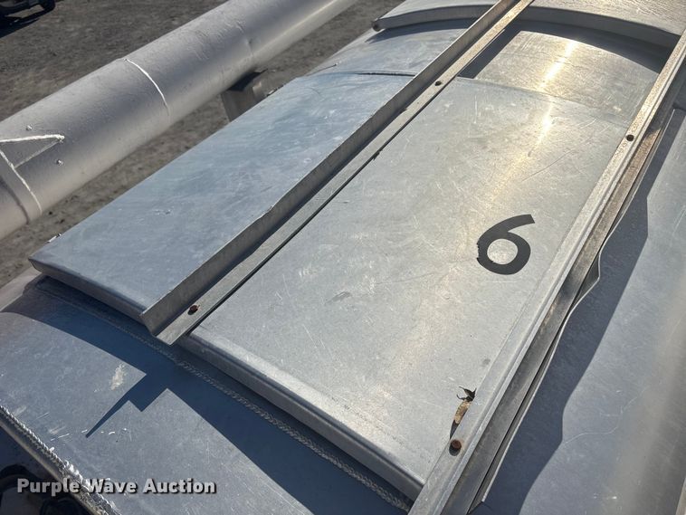 image for item ET8633 2006 Pinson feed delivery trailer