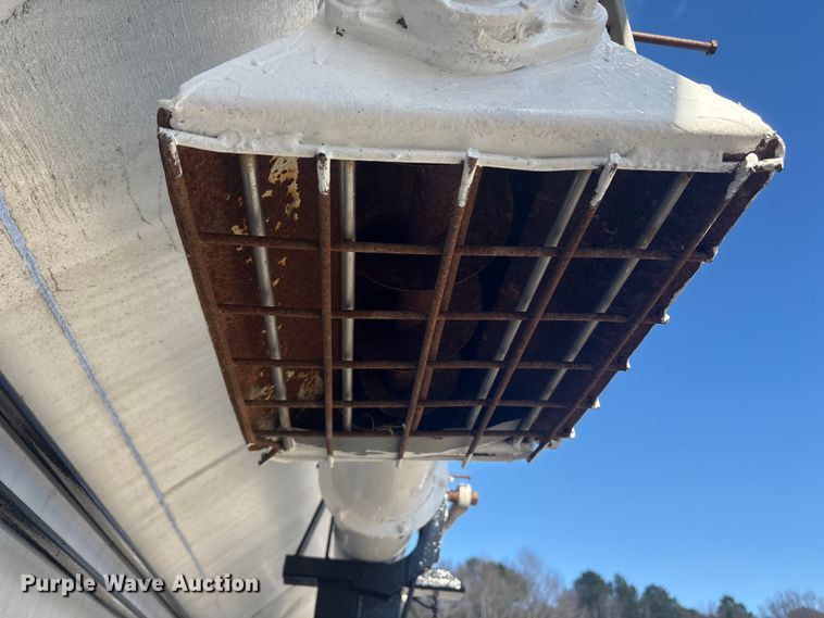 image for item ET8633 2006 Pinson feed delivery trailer