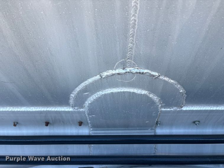 image for item ET8633 2006 Pinson feed delivery trailer