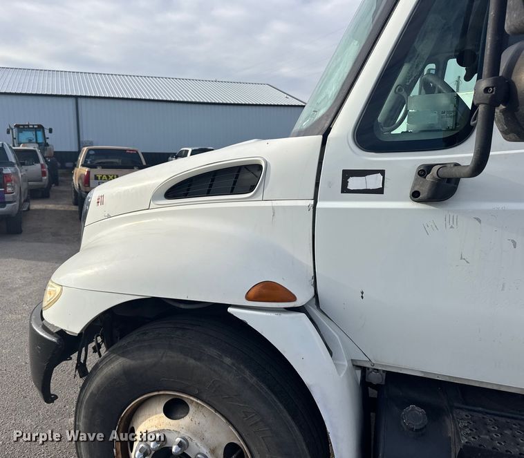 image for item EU6294 2008 International MA025 box truck