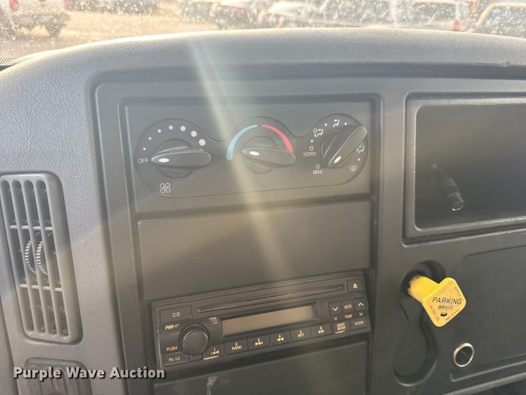 image for item EU6294 2008 International MA025 box truck