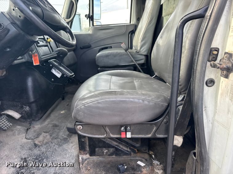 image for item EU6294 2008 International MA025 box truck