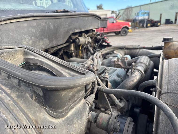 image for item EU6294 2008 International MA025 box truck