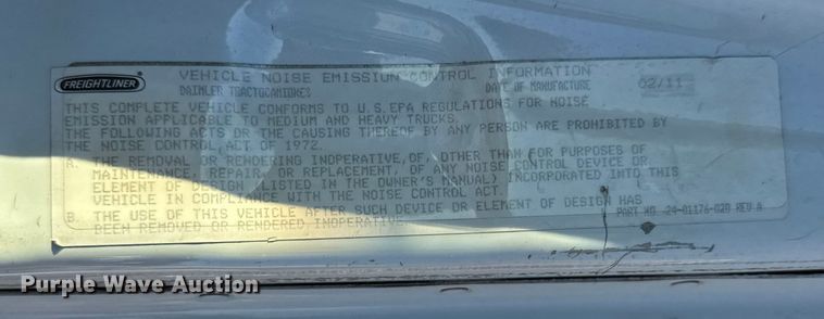 image for item FB0540 2012 Freightliner Cascadia semi truck