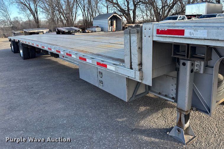 image for item FB0586 2021 Doonan  drop deck trailer