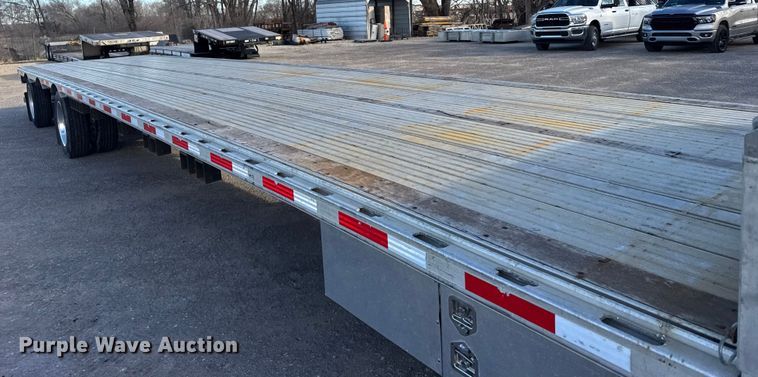 image for item FB0586 2021 Doonan  drop deck trailer
