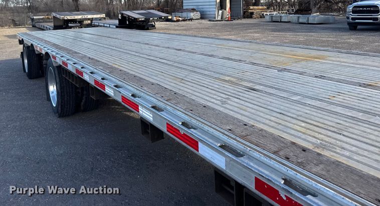 image for item FB0586 2021 Doonan  drop deck trailer