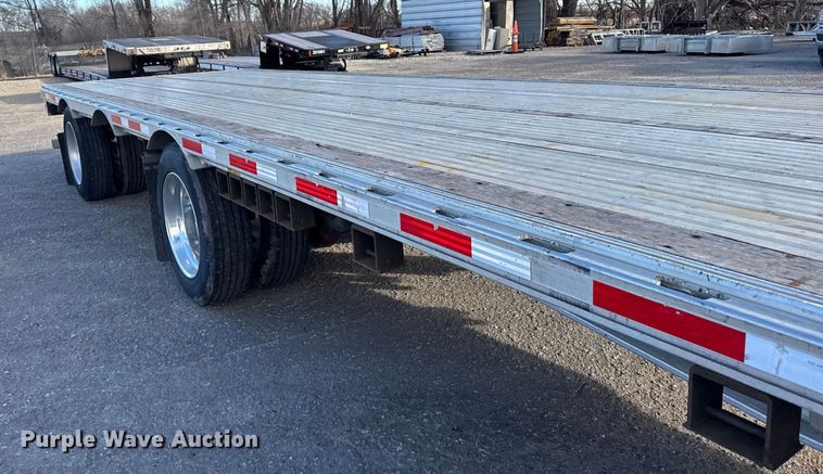 image for item FB0586 2021 Doonan  drop deck trailer
