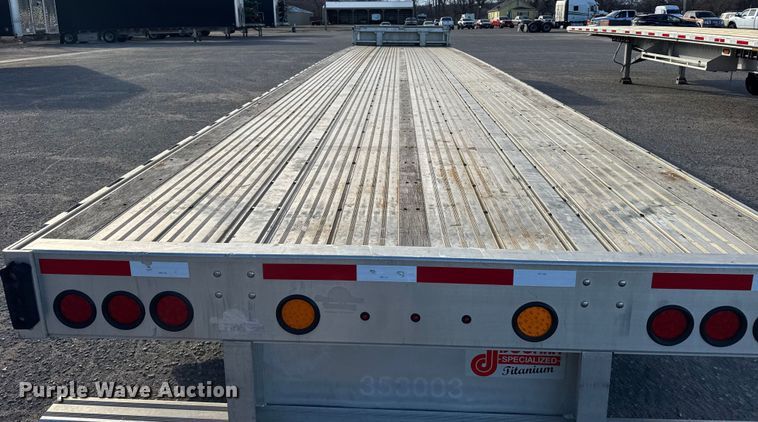 image for item FB0586 2021 Doonan  drop deck trailer