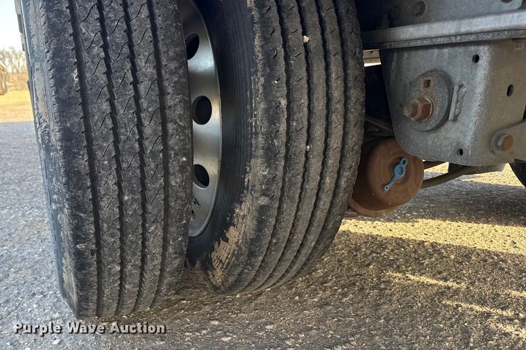 image for item FB0586 2021 Doonan  drop deck trailer