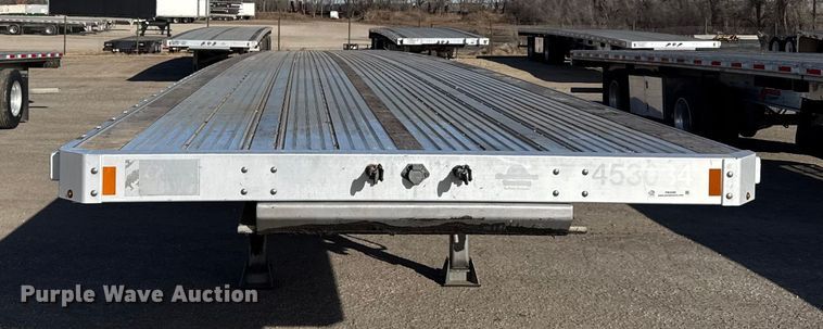 image for item FB0588 2021 Doonan  flatbed trailer