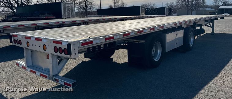 image for item FB0588 2021 Doonan  flatbed trailer