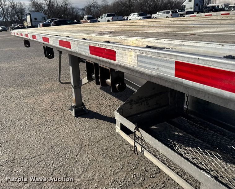 image for item FB0588 2021 Doonan  flatbed trailer