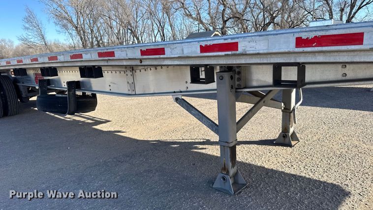 image for item FB0588 2021 Doonan  flatbed trailer