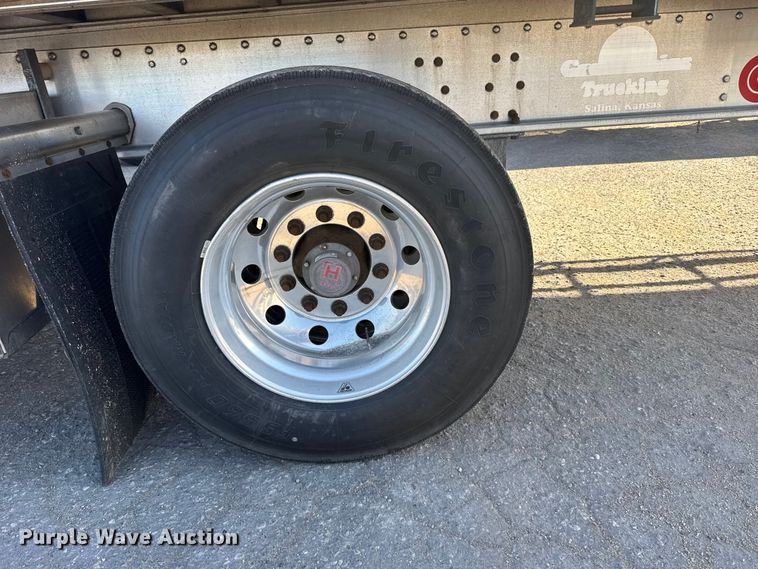 image for item FB0588 2021 Doonan  flatbed trailer