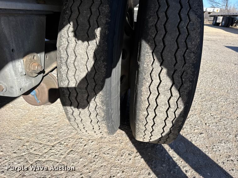 image for item FB0588 2021 Doonan  flatbed trailer