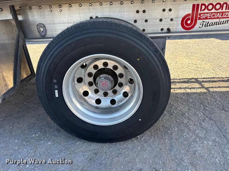 image for item FB0588 2021 Doonan  flatbed trailer