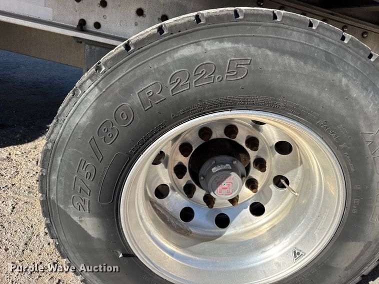 image for item FB0588 2021 Doonan  flatbed trailer