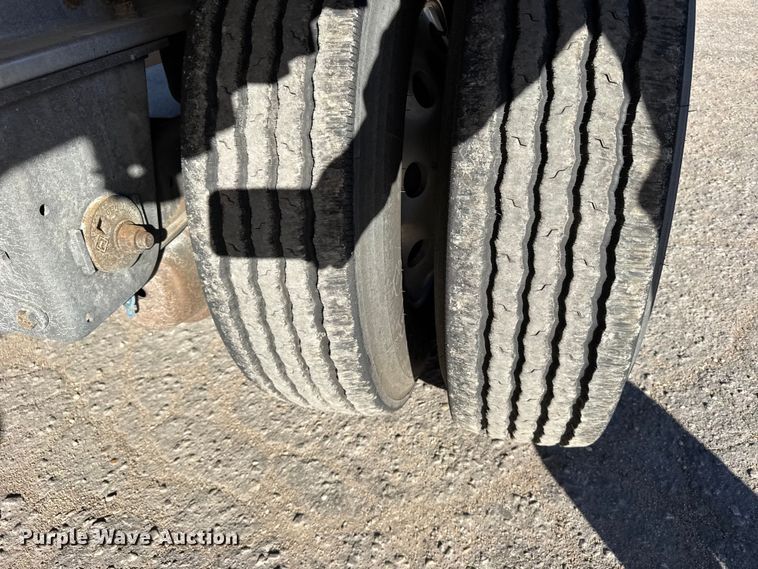 image for item FB0588 2021 Doonan  flatbed trailer