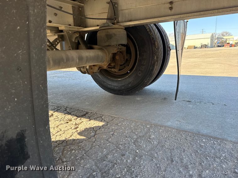 image for item FB0589 2021 Doonan  flatbed trailer