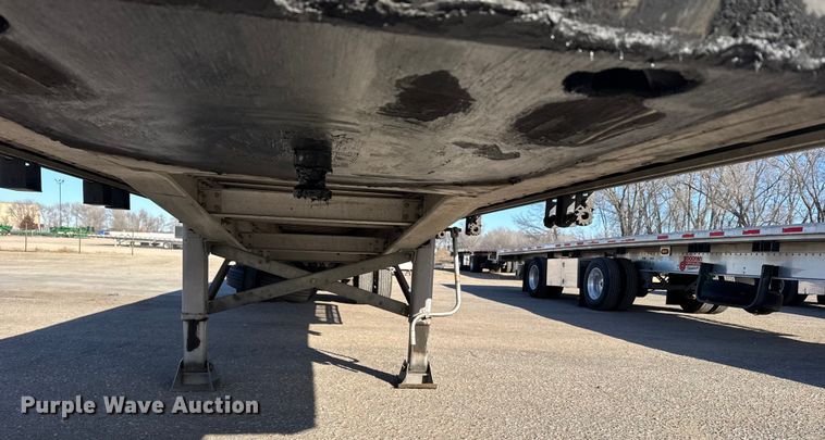 image for item FB0589 2021 Doonan  flatbed trailer