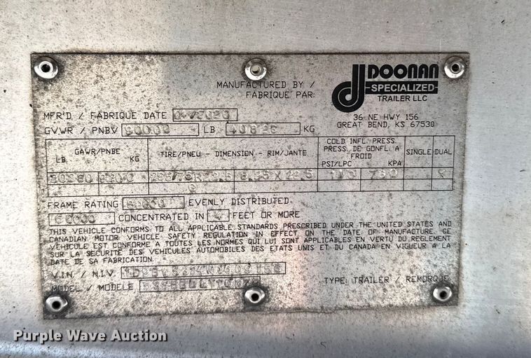 image for item FB0589 2021 Doonan  flatbed trailer