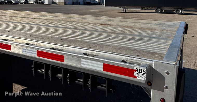 image for item FB0590 2021 Doonan  flatbed trailer