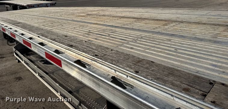 image for item FB0590 2021 Doonan  flatbed trailer