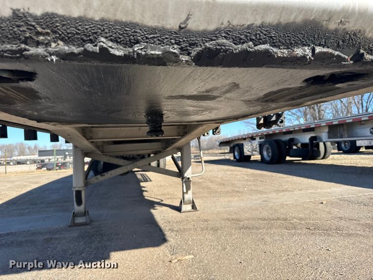 image for item FB0590 2021 Doonan  flatbed trailer