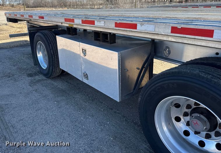 image for item FB0590 2021 Doonan  flatbed trailer