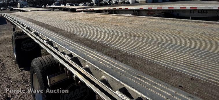 image for item FB0591 2019 Mac Trailer Manufacturing flatbed trailer