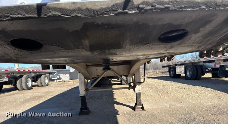 image for item FB0591 2019 Mac Trailer Manufacturing flatbed trailer