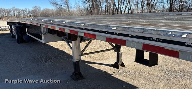 image for item FB0591 2019 Mac Trailer Manufacturing flatbed trailer