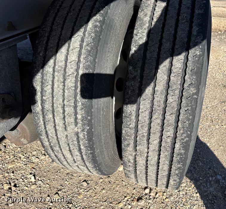 image for item FB0591 2019 Mac Trailer Manufacturing flatbed trailer