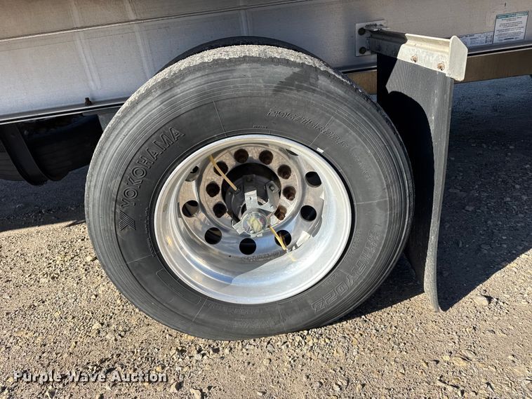 image for item FB0591 2019 Mac Trailer Manufacturing flatbed trailer