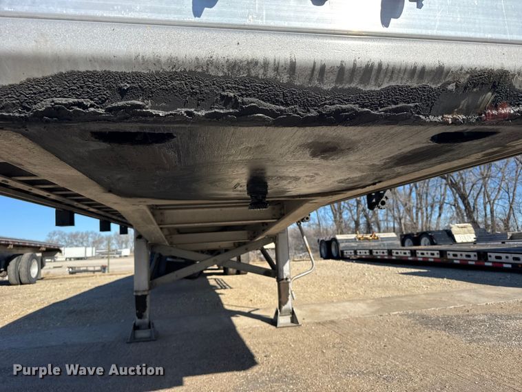 image for item FB0592 2021 Doonan  flatbed trailer