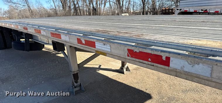 image for item FB0592 2021 Doonan  flatbed trailer