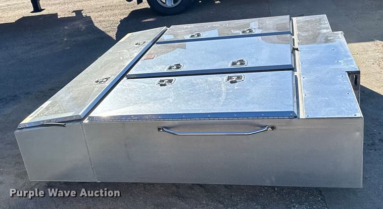 image for item FB0593 Brunfab headache truck cabinet