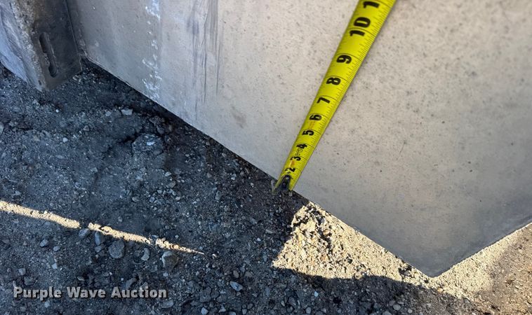 image for item FB0594 Brunfab headache truck cabinet