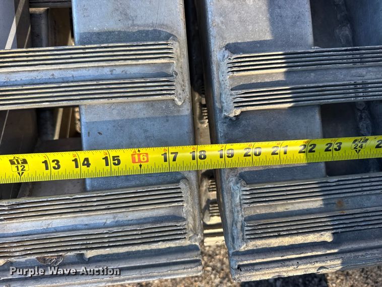 image for item FB0596 (4) drop deck trailer ramps with connector