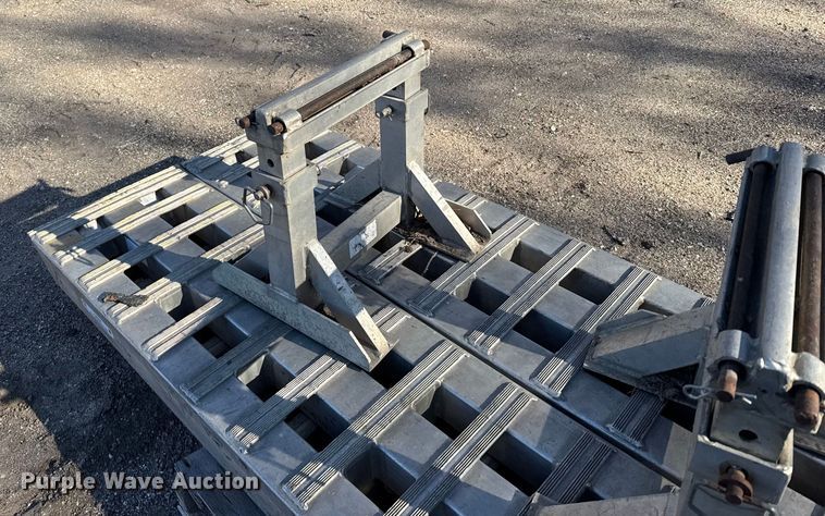 image for item FB0596 (4) drop deck trailer ramps with connector